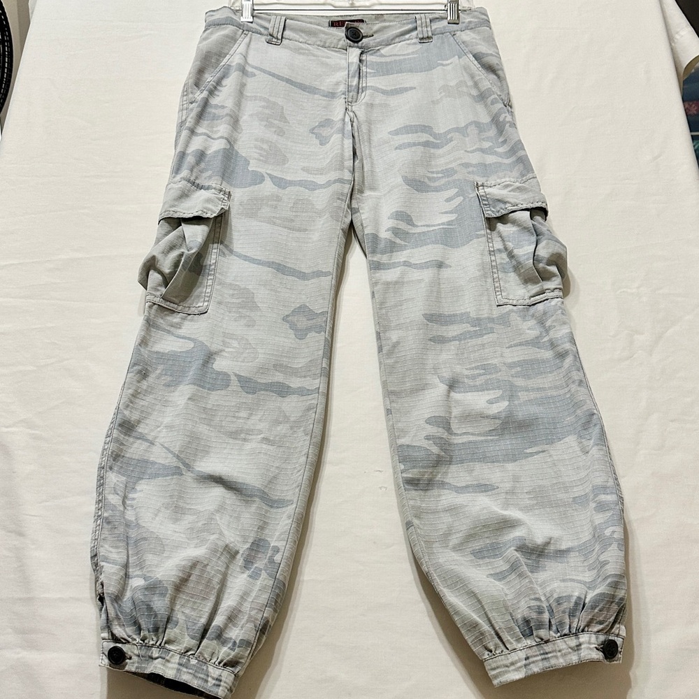 Vintage REPLAY Light Gray Camouflage Cargo/Jogger Style Pants (Italy) - Waist 30